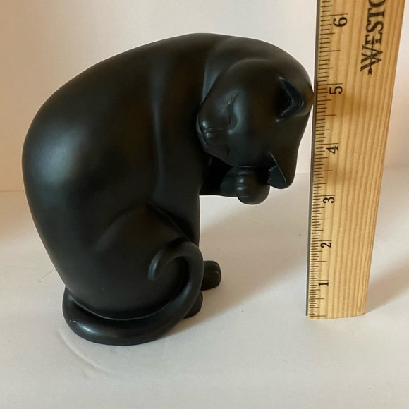 Vintage Artist Signed Black Cat Figurine - Picture 7 of 8